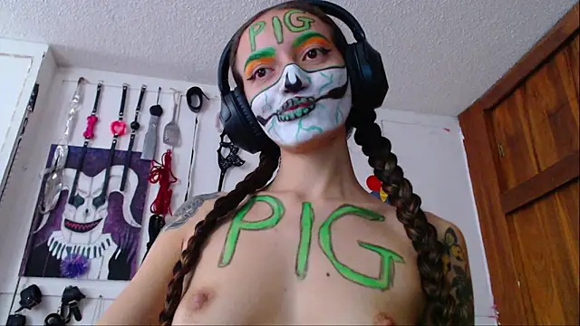 Eloise-brown online show from January 19, 2025, 7:37 pm