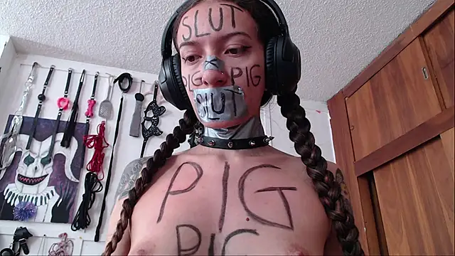 Eloise-brown online show from January 23, 2025, 9:39 pm