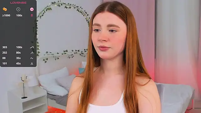 Freckle Diyana online show from March 13, 2025, 10:10 pm