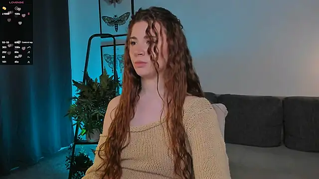 Freckle Diyana online show from November 14, 2025, 9:13 pm