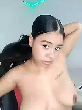 Fanny Klean online show from December 22, 2024, 2:16 pm