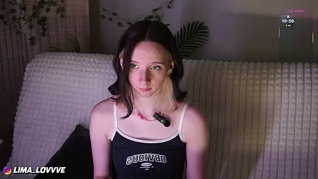 LimaLexxx online show from December 20, 2025, 5:09 pm