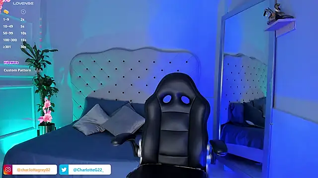 charlotte  grey online show from March 1, 2025, 7:37 pm