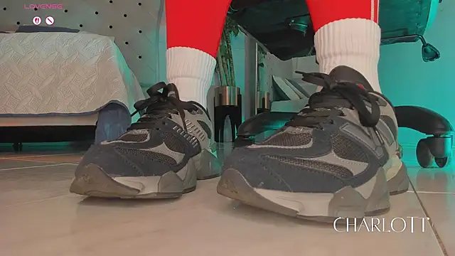 charlotte  grey online show from January 17, 2026, 3:28 pm