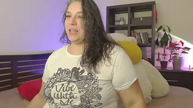 Snapshot of Niter chatting on January 11, 2025, 5:18 pm Niter online show from January 11, 2025, 5:18 pm