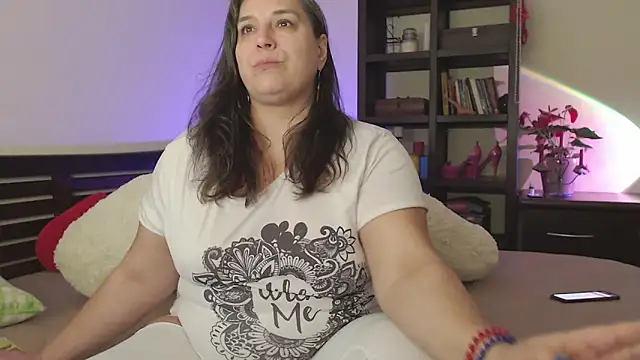 Snapshot of Niter chatting on February 1, 2025, 3:30 am Niter online show from February 1, 2025, 3:30 am