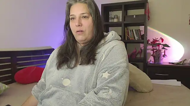 Snapshot of Niter chatting on February 6, 2025, 6:46 pm Niter online show from February 6, 2025, 6:46 pm