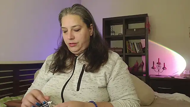 Snapshot of Niter chatting on February 7, 2025, 8:42 pm Niter online show from February 7, 2025, 8:42 pm