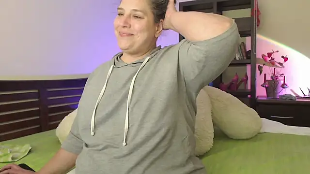 Snapshot of Niter chatting on March 3, 2025, 9:05 pm Niter online show from March 3, 2025, 9:05 pm