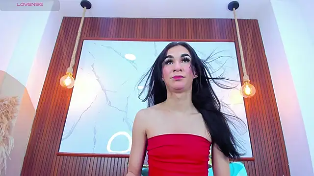 Mia thompson 19 online show from March 19, 2026, 7:40 pm