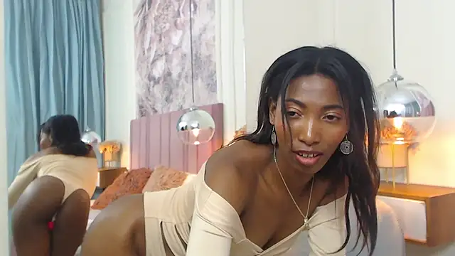 Snapshot of SabrinaDevill chatting on February 20, 2025, 7:30 pm SabrinaDevill online show from February 20, 2025, 7:30 pm