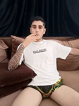 arenn1997 online show from September 11, 2025, 12:27 pm