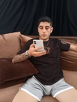 arenn1997 online show from October 4, 2025, 12:03 pm