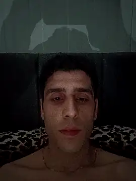 arenn1997 online show from March 16, 2026, 12:27 am