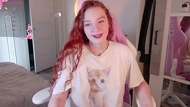 cinnabon girls online show from October 20, 2025, 12:05 pm