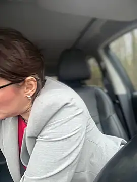 ZhenjaPoledance online show from April 24, 2026, 6:05 am