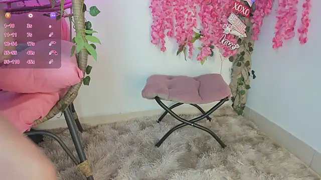 Snapshot of Amy-Skinny chatting on March 6, 2025, 11:03 am Amy-Skinny online show from March 6, 2025, 11:03 am