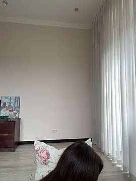 Hott Lolla online show from October 6, 2025, 7:50 am