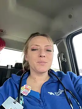 lezbean24 online show from February 9, 2026, 7:07 pm