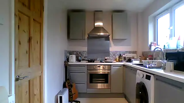 jimmybenido online show from September 9, 2025, 4:06 pm