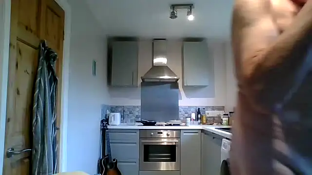 jimmybenido online show from April 14, 2026, 4:35 pm