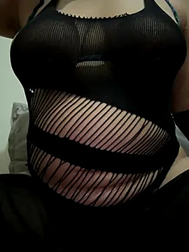 AditiIndia online show from November 3, 2025, 10:10 pm