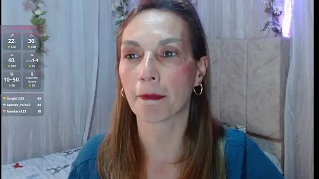 italagomez  online show from March 22, 2025, 9:31 pm