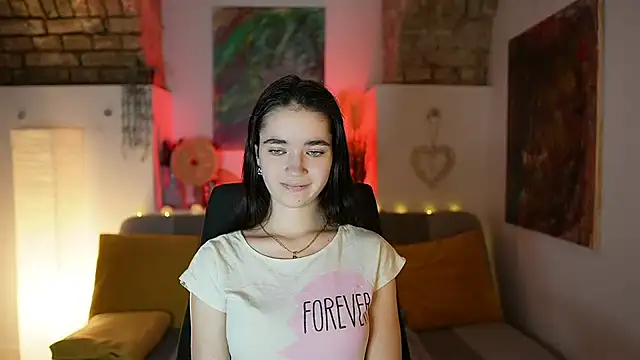 Gia Paige18 online show from January 8, 2025, 12:58 pm