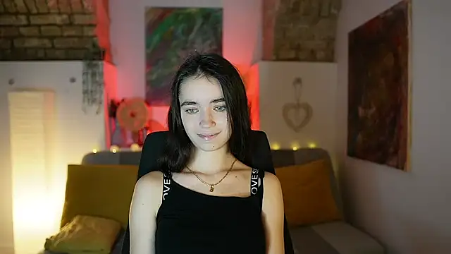 Gia Paige18 online show from January 11, 2025, 12:18 pm