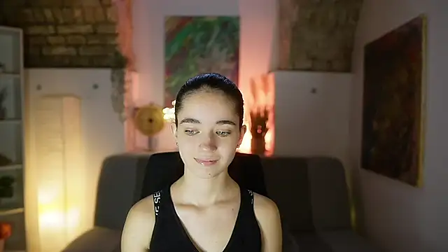 Gia Paige18 online show from March 13, 2025, 12:13 pm