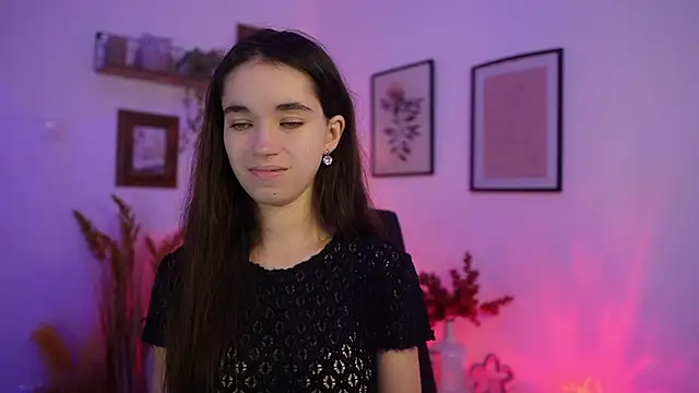 Gia Paige18 online show from December 2, 2025, 2:12 pm