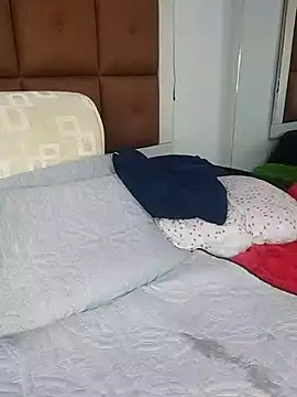 ELLA KELLY online show from March 12, 2025, 2:56 pm