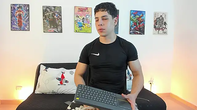 jonathanjoestar  online show from February 6, 2026, 9:51 pm