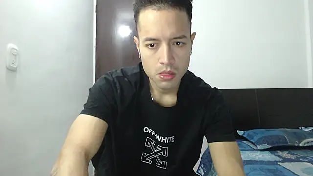 dimitriquiet05 online show from December 18, 2024, 1:59 am