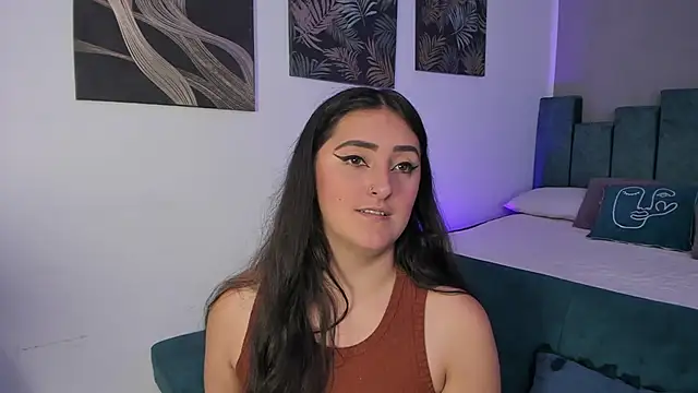 Kathia Morelli online show from November 6, 2025, 11:44 am