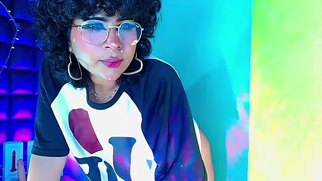 kuromi69 online show from January 8, 2025, 4:23 am