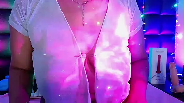 kuromi69 online show from January 24, 2025, 9:06 am