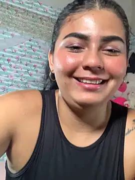 Teen porn online show from February 26, 2025, 12:25 pm