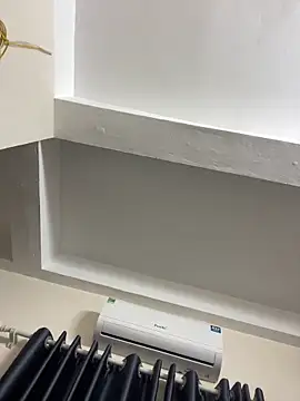 Louis Baby online show from March 4, 2025, 6:29 pm