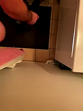 dimitriei online show from October 17, 2025, 8:33 pm