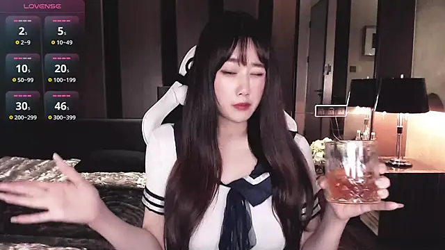 Snapshot of Cartier-__Daji- chatting on April 19, 2026, 3:00 pm Cartier- Daji- online show from April 19, 2026, 3:00 pm