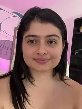 Snapshot of Stephania_18 chatting on February 1, 2025, 3:08 am Stephania 18 online show from February 1, 2025, 3:08 am