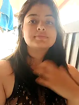 Snapshot of Stephania_18 chatting on February 22, 2025, 7:03 pm Stephania 18 online show from February 22, 2025, 7:03 pm