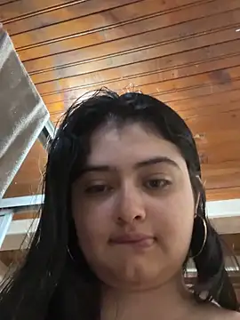 Snapshot of Stephania_18 chatting on March 3, 2025, 11:03 pm Stephania 18 online show from March 3, 2025, 11:03 pm