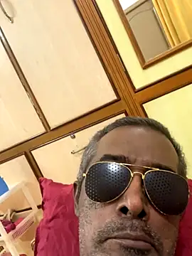 Lookin4Kinky Partner online show from November 23, 2025, 5:07 am