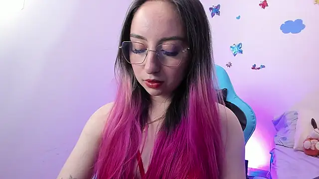 Julieta cott online show from January 15, 2025, 1:56 am