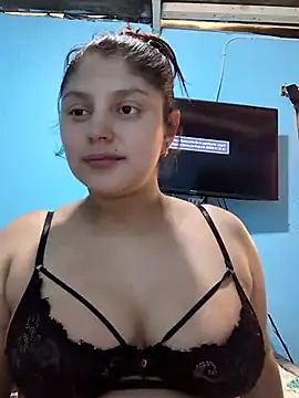 george jonnes online show from March 4, 2025, 4:52 pm