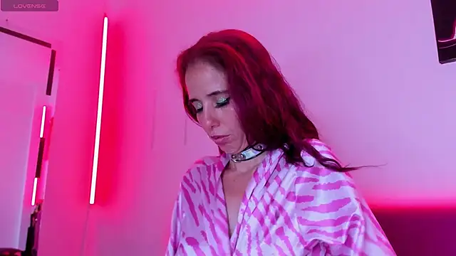 Little Naughtty online show from March 8, 2025, 3:17 am