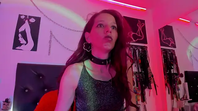 Little Naughtty online show from September 26, 2025, 5:44 am