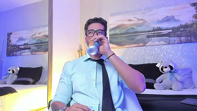Snapshot of Nate_franco chatting on January 15, 2025, 3:22 am Nate franco online show from January 15, 2025, 3:22 am
